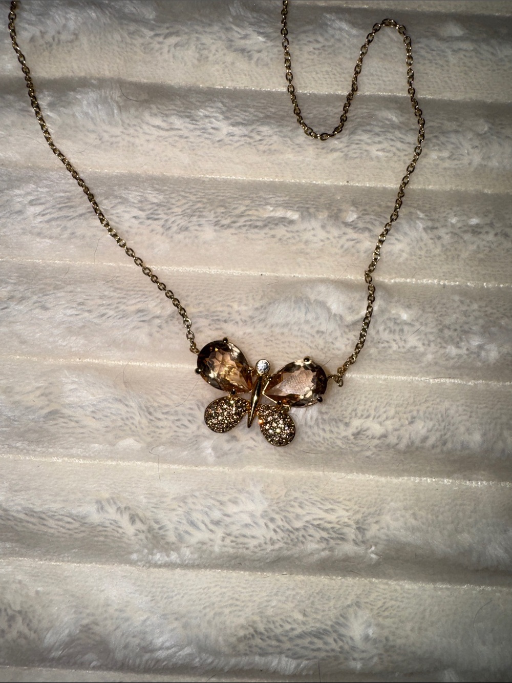 Swarovski Gold / Brown
Butterfly Pendant Necklace Vintage Signed 16”